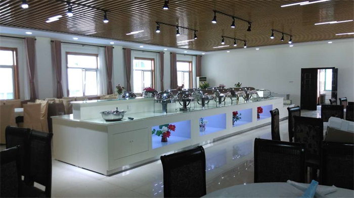 鐵路學(xué)校餐廳完工照片